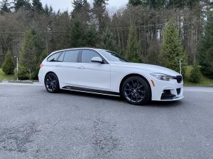 BMW 330i xDrive Touring M Sport 2017 года  (NA)